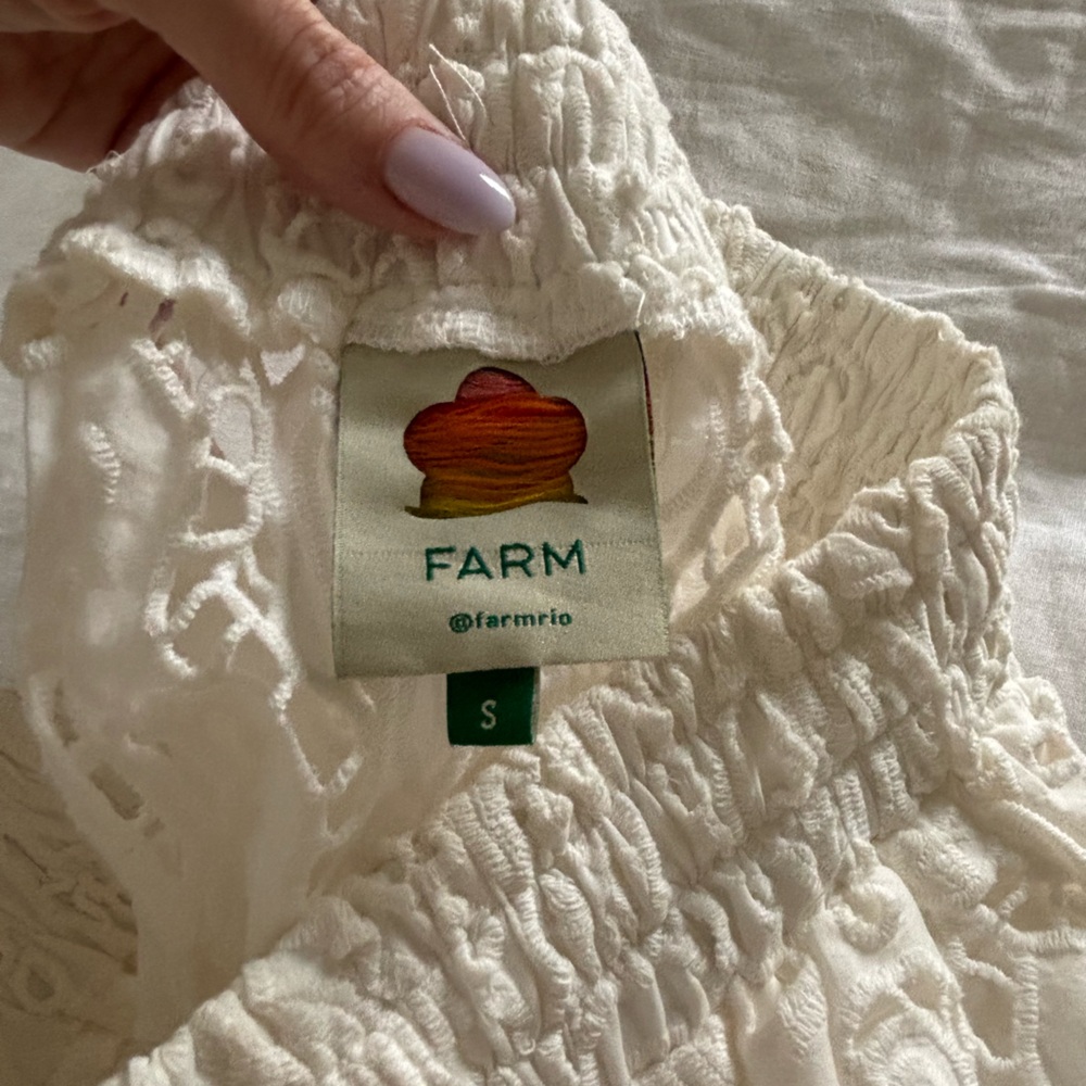 Farm Rio white laced shorts in size small - Picture 7 of 7